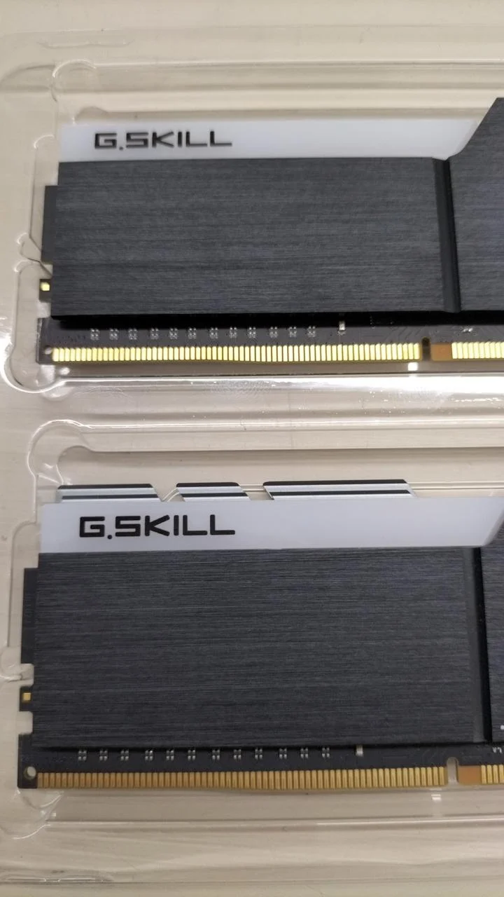 G.SKILL DDR4 8GB×2 F4-3200C16D-16GTZRX