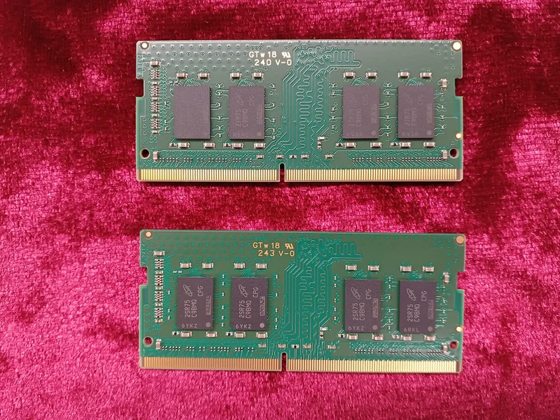 Crucial Memory: 8GB x2 CT8G4SFS832A