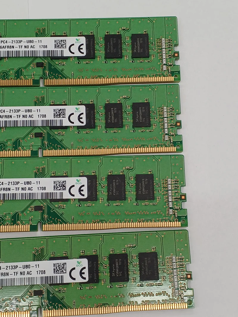 SK HYNIX PC4-17000 8 Go, lot de 4, HMA41GU6AFR8N