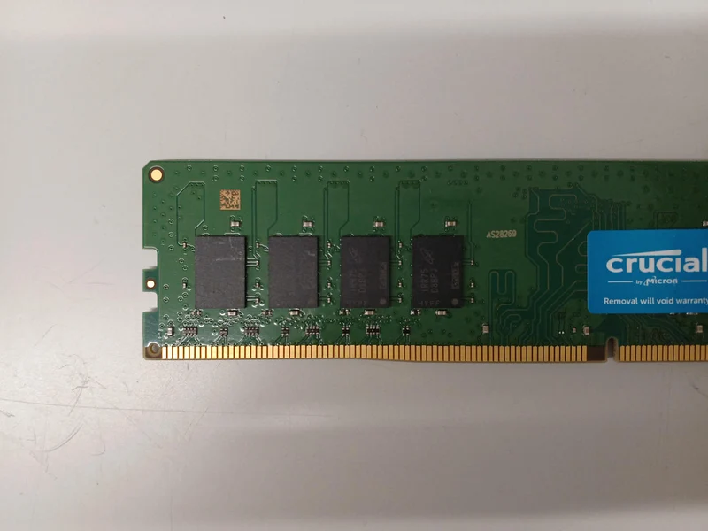 Crucial PC memory CT16G4DFD824A. M16FR
