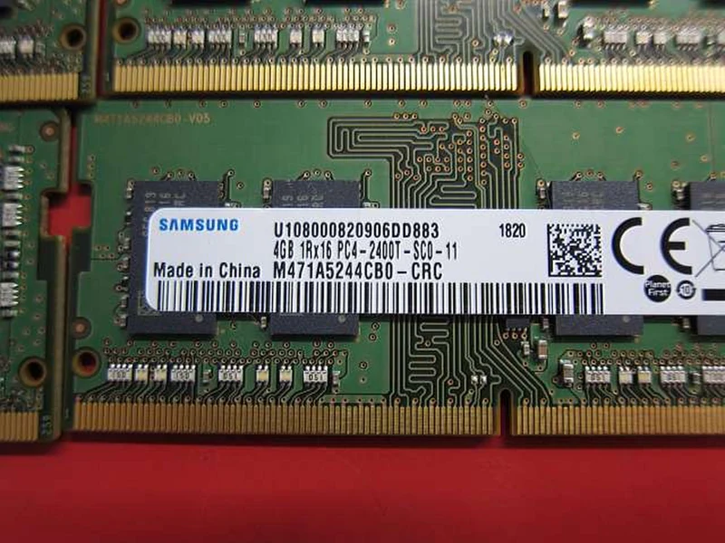 [JUNK] SAMSUNG 4GB 10-piece set Unchecked DDR4 4GB 2400T 10-piece set