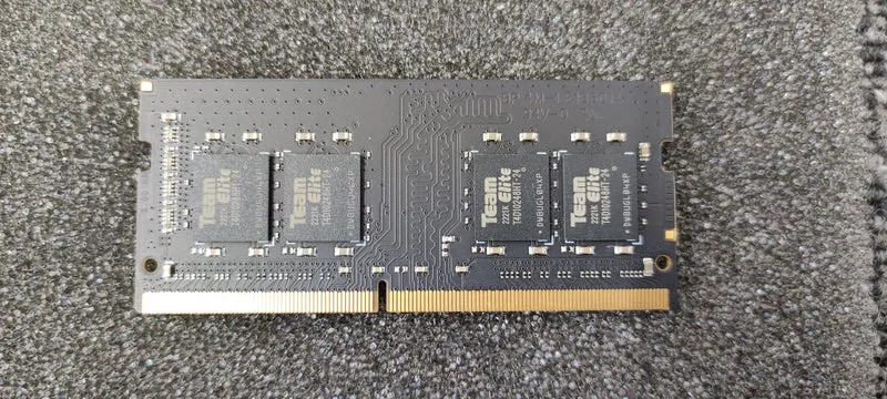 Mémoire TEAM DDR4 TED48G2133C15-SBK