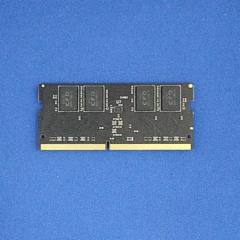 Mémoire PC CFD D4N3200CS-8G