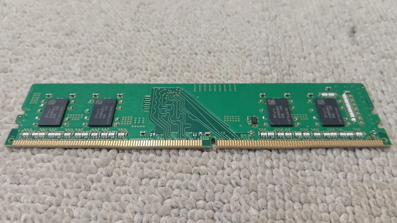 SKHYNIX Memory HMAA1GU6CJR6N-XN NO AC