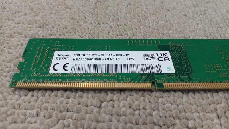 SKHYNIX Memory HMAA1GU6CJR6N-XN NO AC
