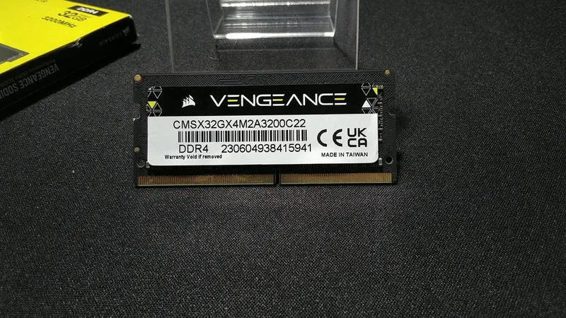 Mémoire CORSAIR PC4 CHSX32GX4M2A