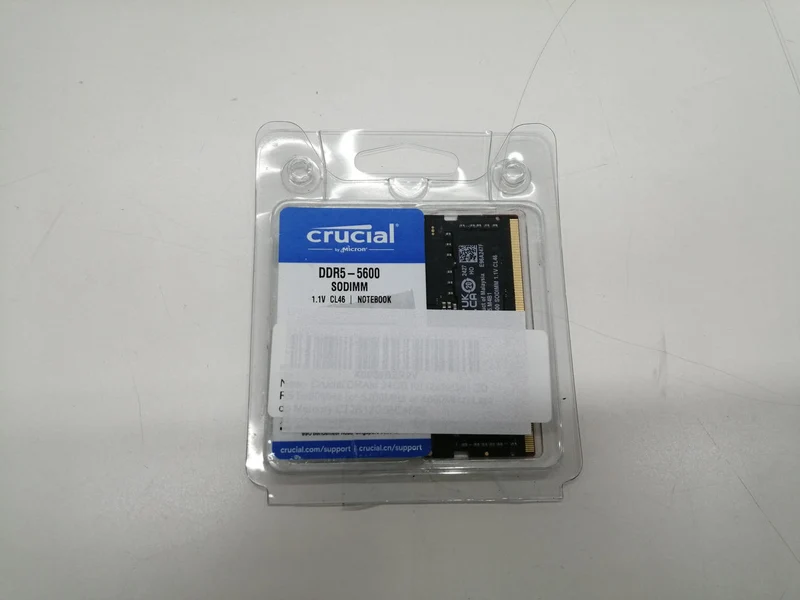 Mémoire Crucial CT12G56C46S5. MB41