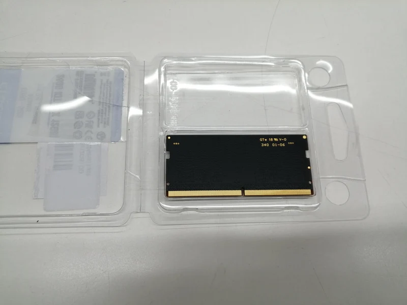 Mémoire Crucial CT12G56C46S5. MB41