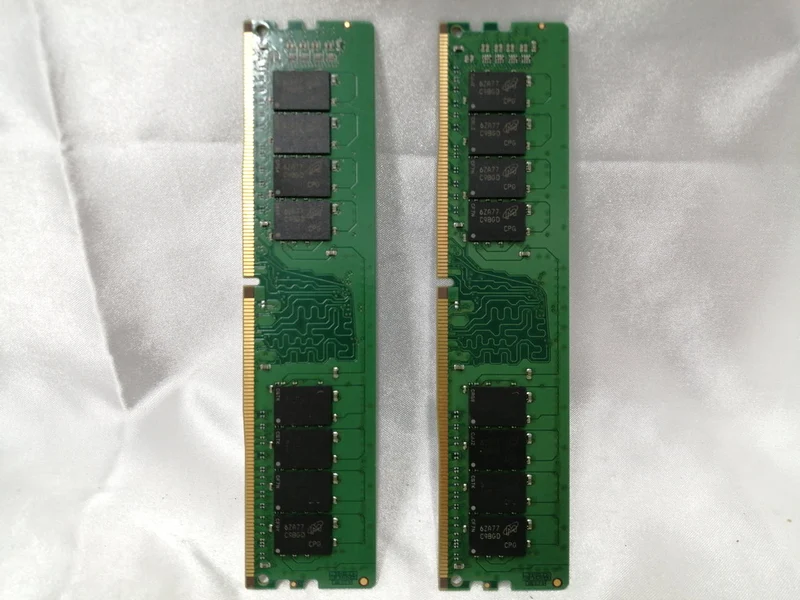 Mémoire CRUCIAL CT2K16G4DFD824A