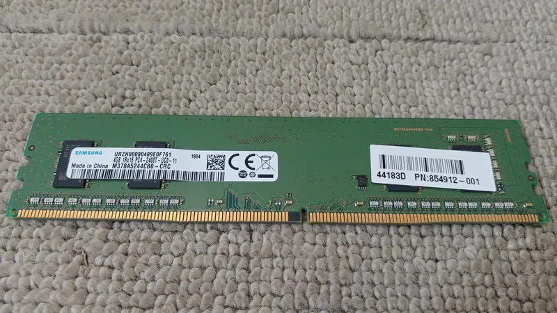 Mémoire SAMSUNG M378A5244CB0
