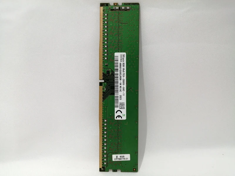 Mémoire SK HYNIX HMA81GU6CJR8N-VK N0 AC 023