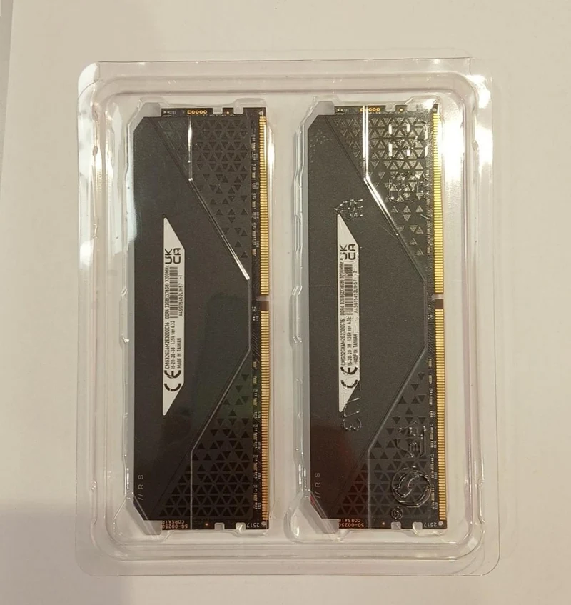 CORSAIR DDR4 Memory 16GB×2 VENGEANCE RGB RS