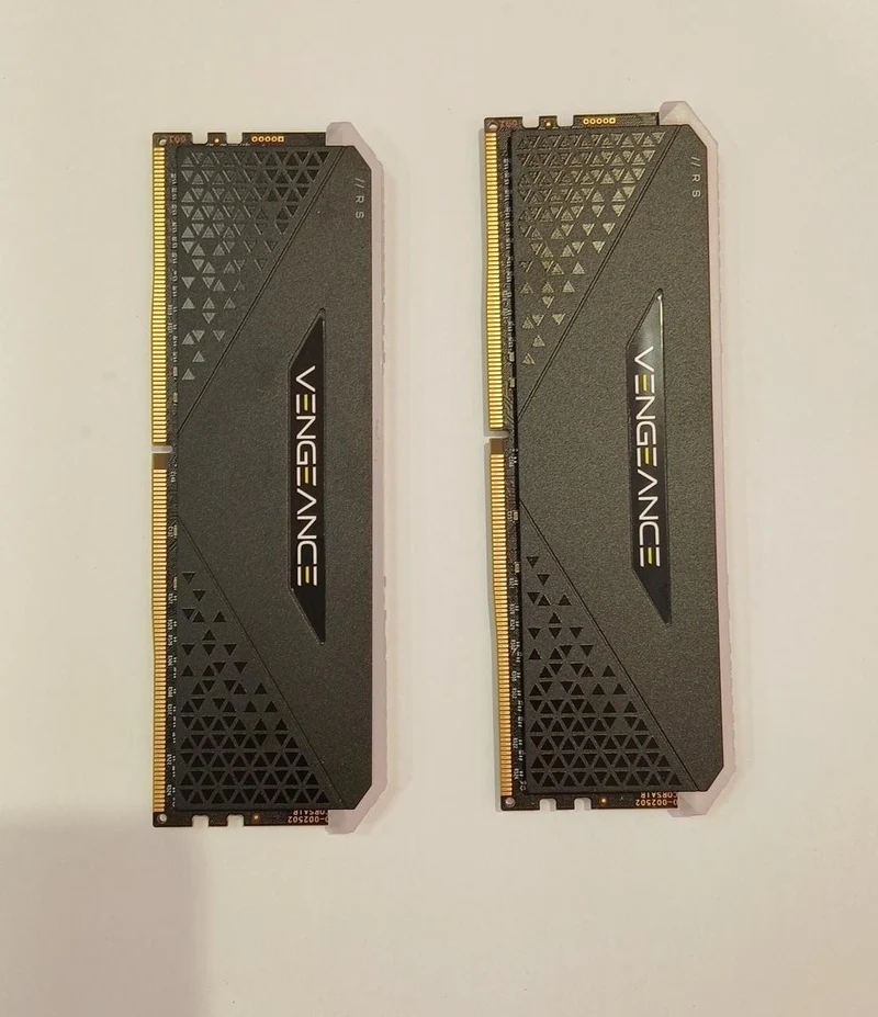 CORSAIR DDR4 Memory 16GB×2 VENGEANCE RGB RS