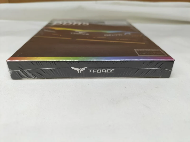 Mémoire TEAM FF5D532G6000HC38ADC01