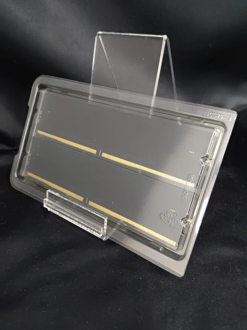 Mémoire CFD W5U5600CS-16G
