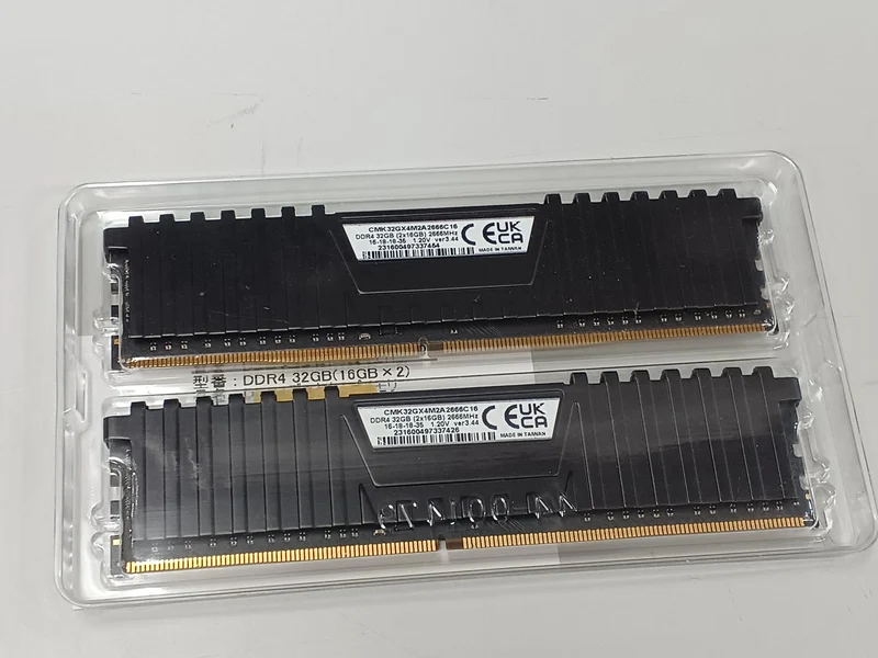 CORSAIR DDR4 Desktop Memory DDR4 32GB (16GB×2)