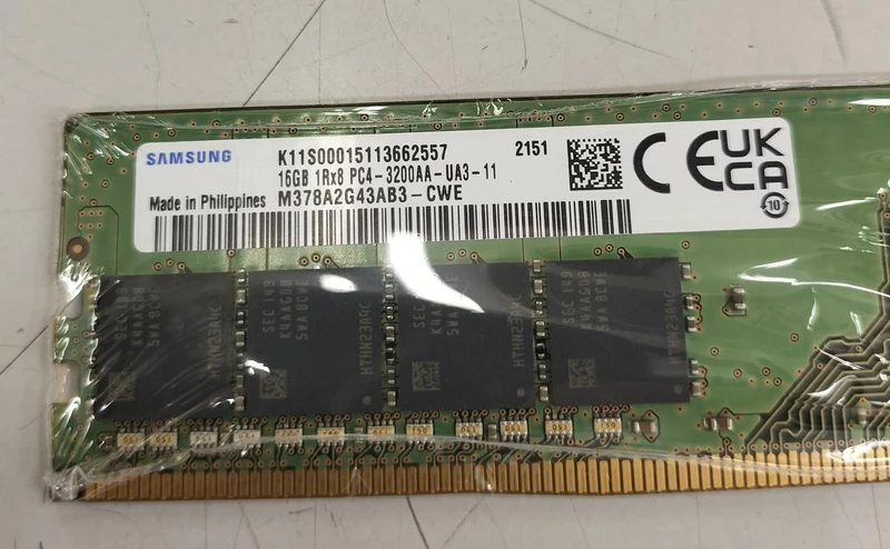Mémoire SAMSUNG M378A2G43AB3-CWE