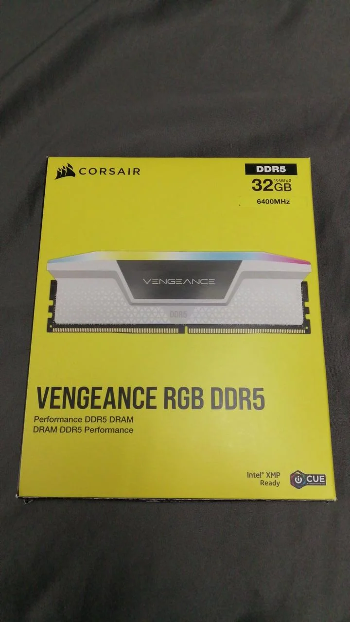 Mémoire CORSAIR DDR5 CMH32GX5M2B<400C36W