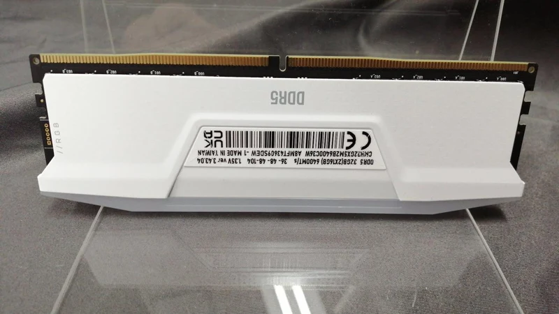 Mémoire CORSAIR DDR5 CMH32GX5M2B<400C36W