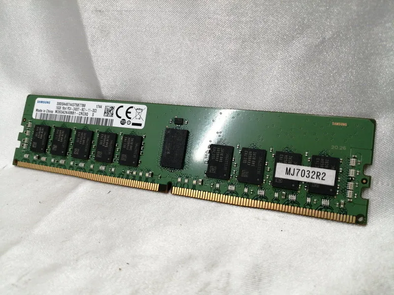 Mémoire SAMSUNG M393A2K40BB1-CRC0Q