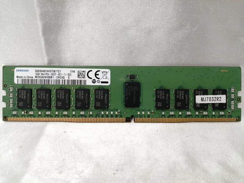 Mémoire SAMSUNG M393A2K40BB1-CRC0Q