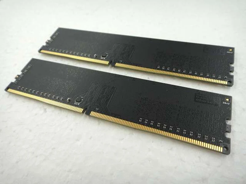 KLEVV DDR4 (PC4)-2666 8 Go x 2 (16 Go au total) KD48GU881-26N190A