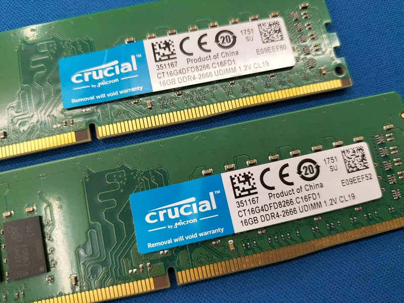 Mémoire PC CRUCIAL CT2K16G4DFD8266