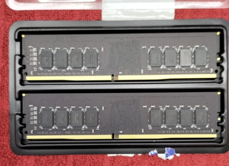 Mémoire TIMETEC pour PC de bureau DDR4 2400