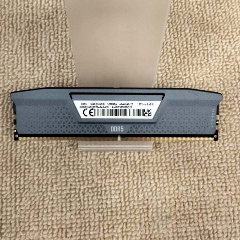 Mémoire CORSAIR DDR5 CMK5X16G1B52Z40A2