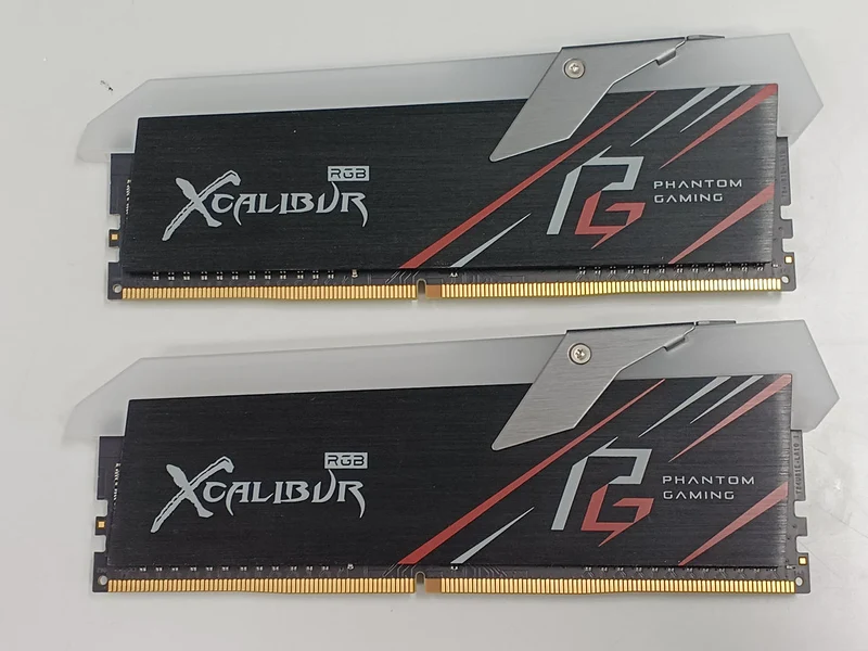 Mémoire PC T-FORCE TF8D416G3200HC16CDC01