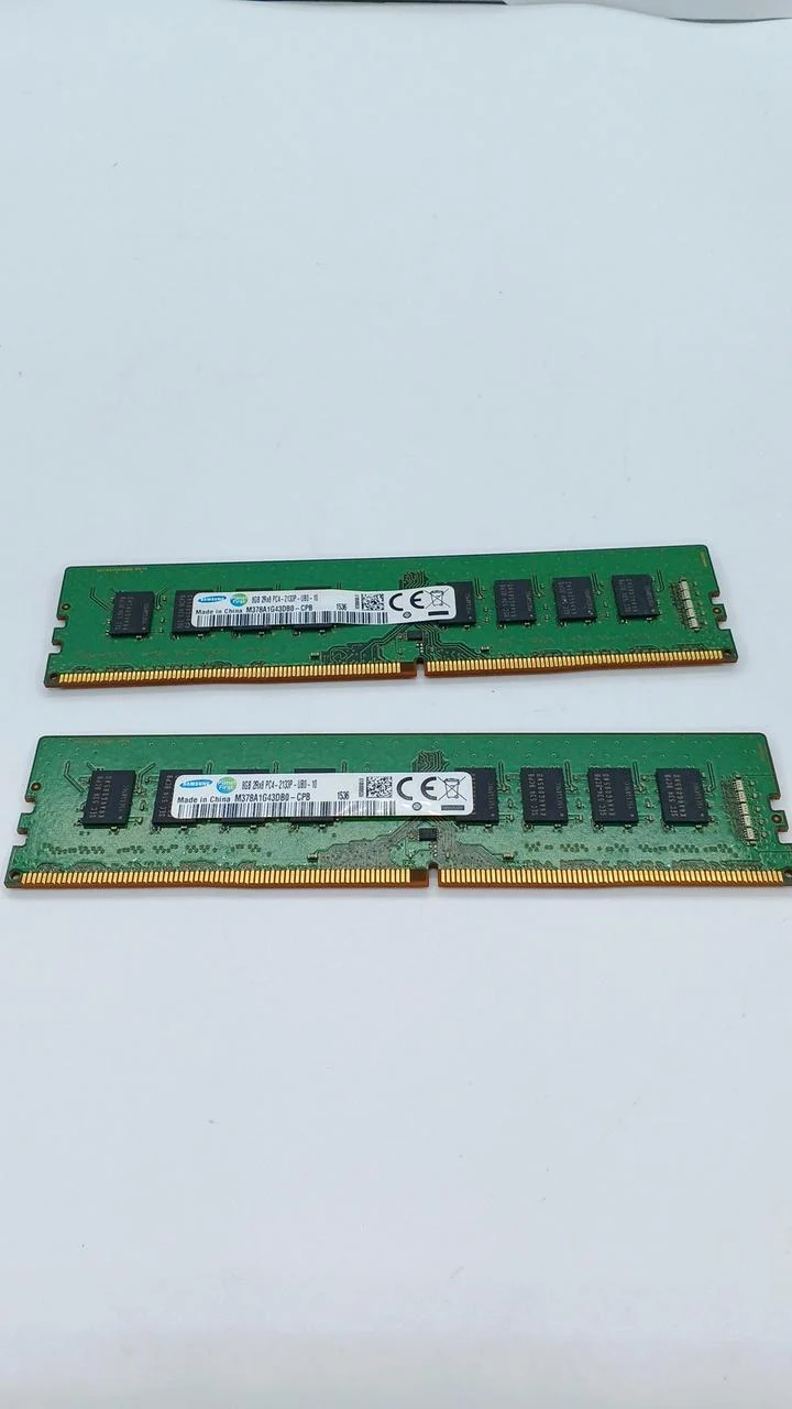SAMSUNG Memory: DDR4 8GB × 2-Die M378A1G43DB0-CPB