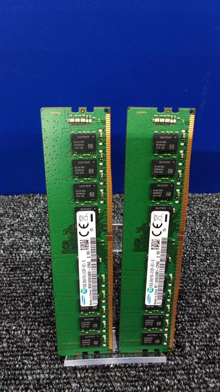 Mémoire SAMSUNG : DDR4 16 Go, kit de 2 disques M391A2K43BB1-CPBQ