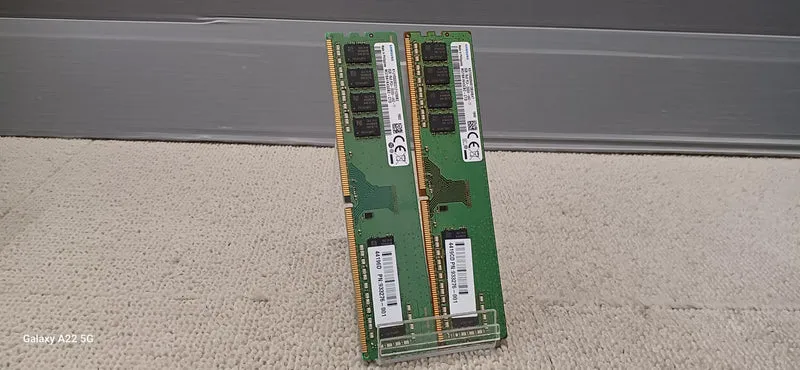 SAMSUNG Memory M378A143CB2-CTD