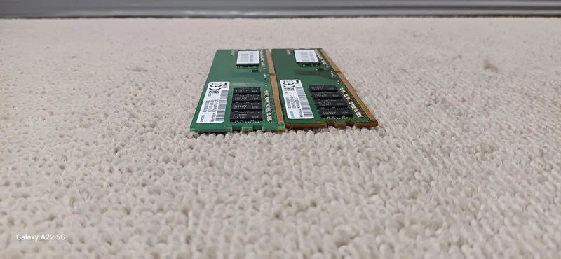 SAMSUNG Memory M378A143CB2-CTD