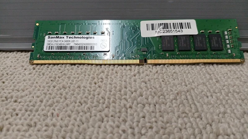 Mémoire SSNMAX TECHNOLOGIES SMD4-U16G48HA-24RF