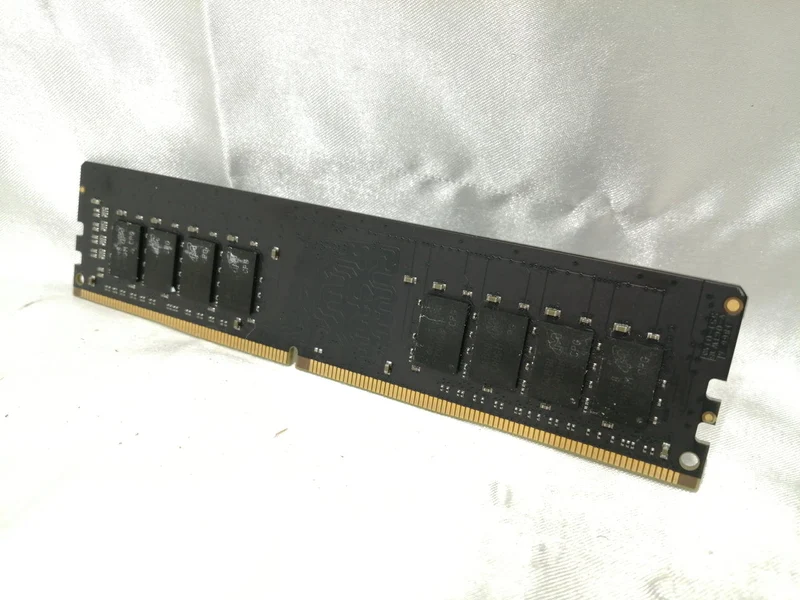 CRUCIAL Memory BLS16G4D240FSE