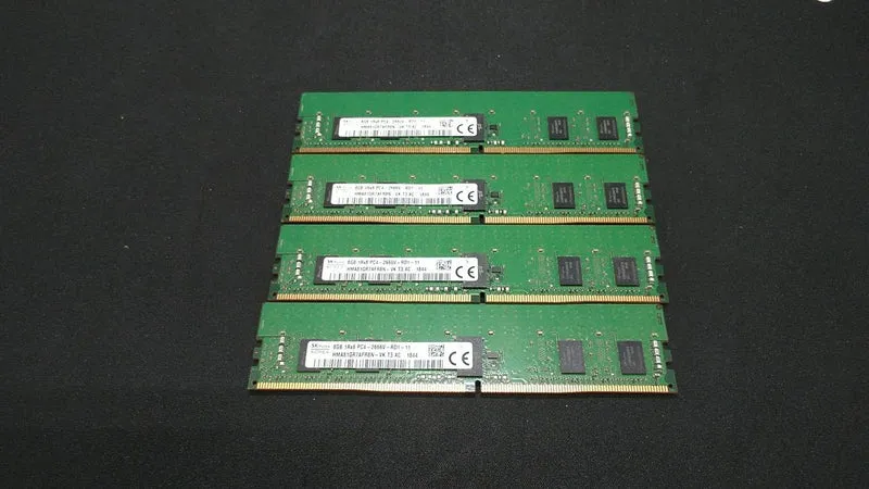 [JUNK] SK HYNIX ECC Memory 8GB x 4 Cards PC4-2666V-RD1-11
