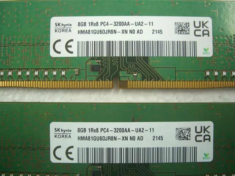 Mémoire SK HYNIX DDR4 : 2 barrettes de 8 Go (16 Go au total) HMA81GU6DJR8N