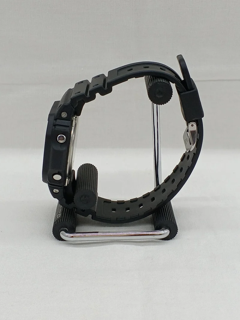 CASIO G-SHOCK G-5600UE