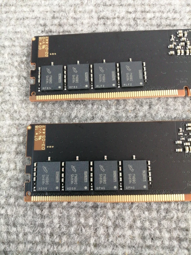 Mémoire PC Crucial W5U4800CM-32GS