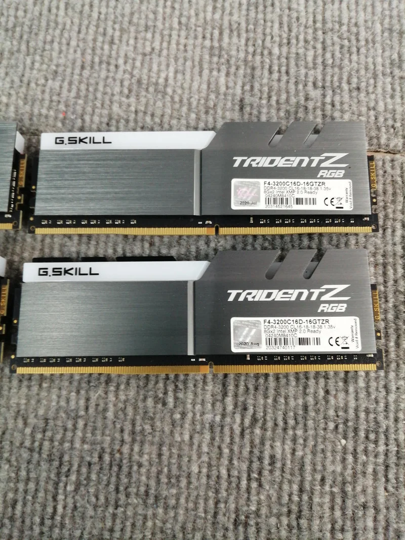 G.SKILL PC Memory F4-3200C16D 16GTZR