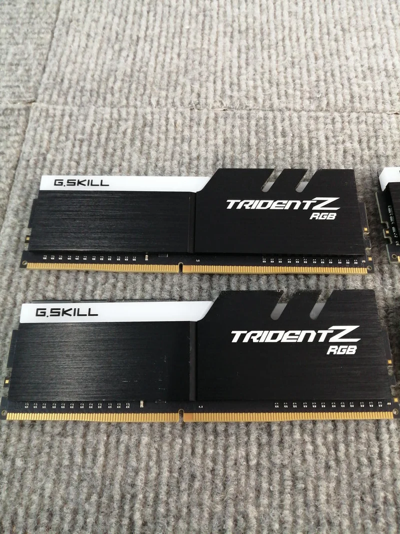 G.SKILL PC Memory F4-3200C16D 16GTZR