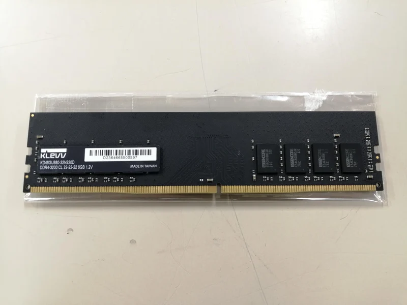 Mémoire PC KLEVV DDR4 8 Go KD48GU880-32N220D