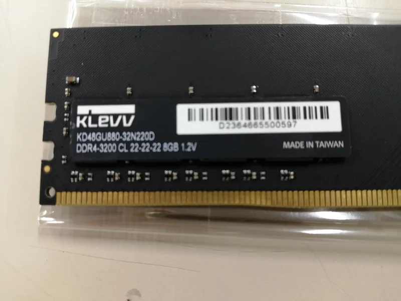 Mémoire PC KLEVV DDR4 8 Go KD48GU880-32N220D