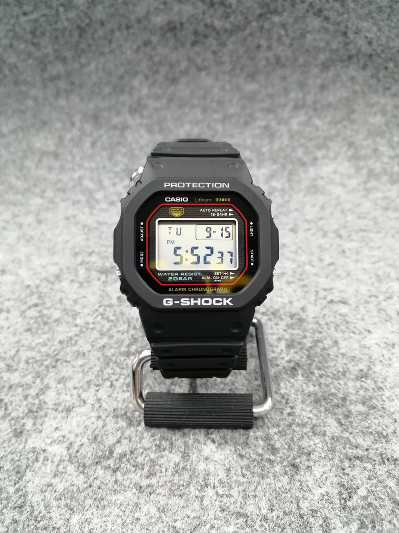 CASIO Wristwatch DW-5000R-1AJF