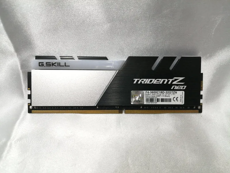 Mémoire G.SKILL : F4-3600C18D-32GTZN