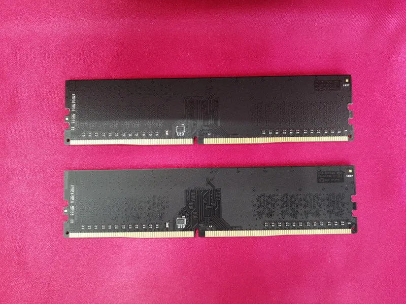 Mémoire PANRAM W4U2400PS-4GC17