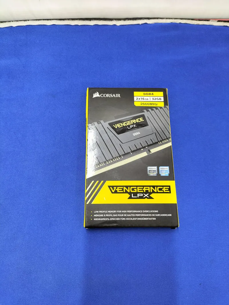 Mémoire CORSAIR CMK32GX4M2A2666C16