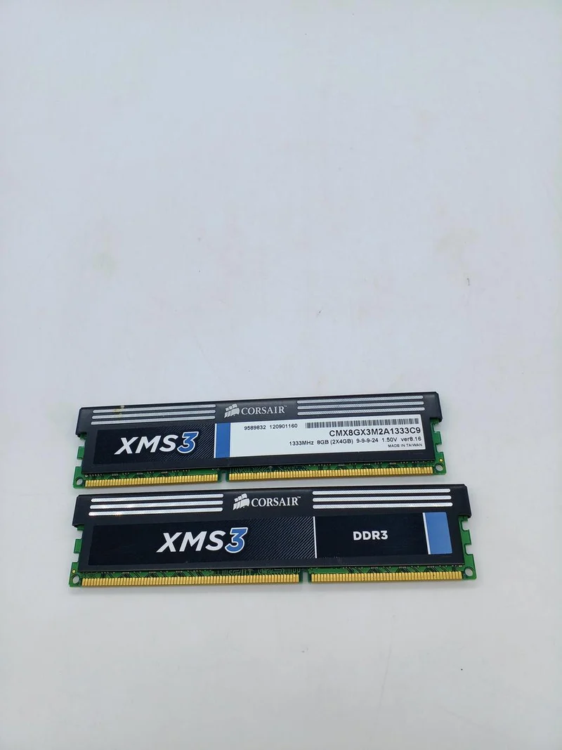 CORSAIR Memory CMX8GX3M2A1333C9