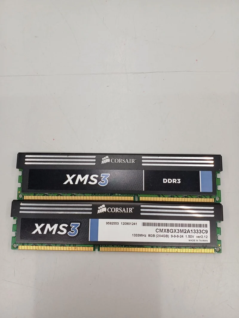 CORSAIR Memory CMX8GX3M2A1333C9